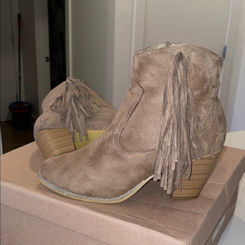 Brown Suede Ankle Boots with Fringe